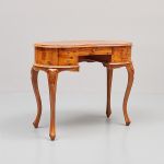 1050 4174 DRESSING TABLE